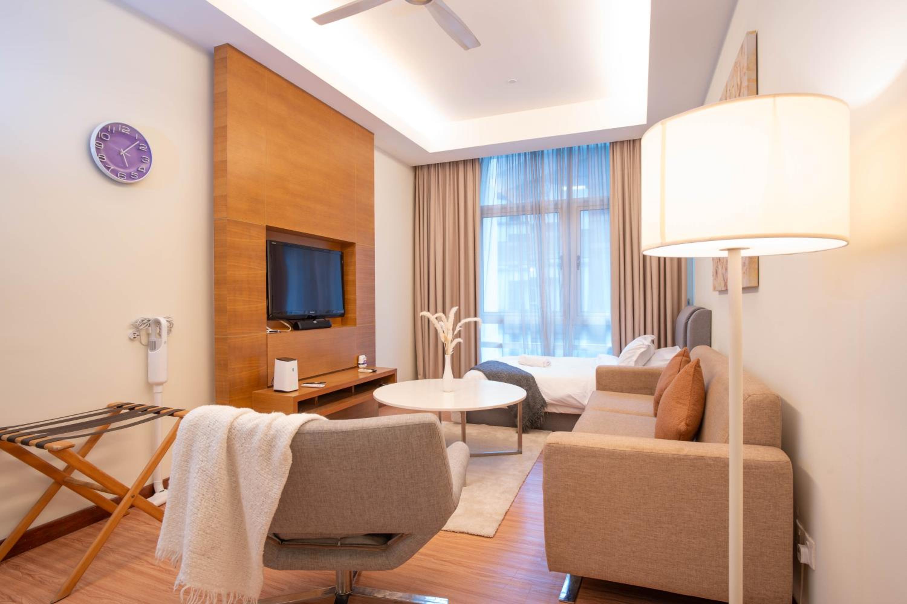 400m to KLCC Bukit Bintang Pavillion KLCC LRT walking distance Lot 163 Zenglo