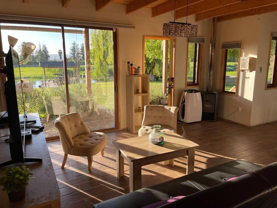 Casa a orillas del Lago Rapel con Kayak y Jacuzzi