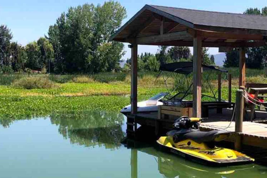 Casa a orillas del Lago Rapel con Kayak y Jacuzzi