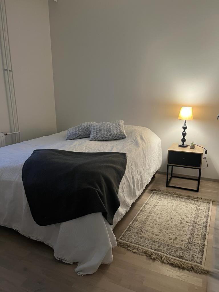 New built One bedroom Apartment nearby Train station
