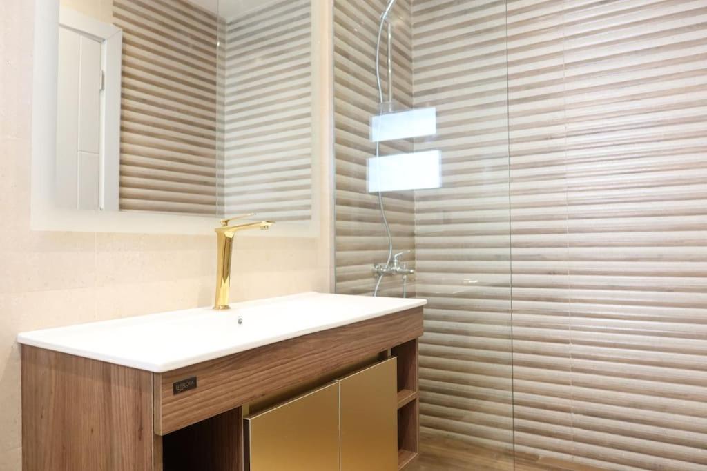 Gorgeous 3 Bed in Prime Location