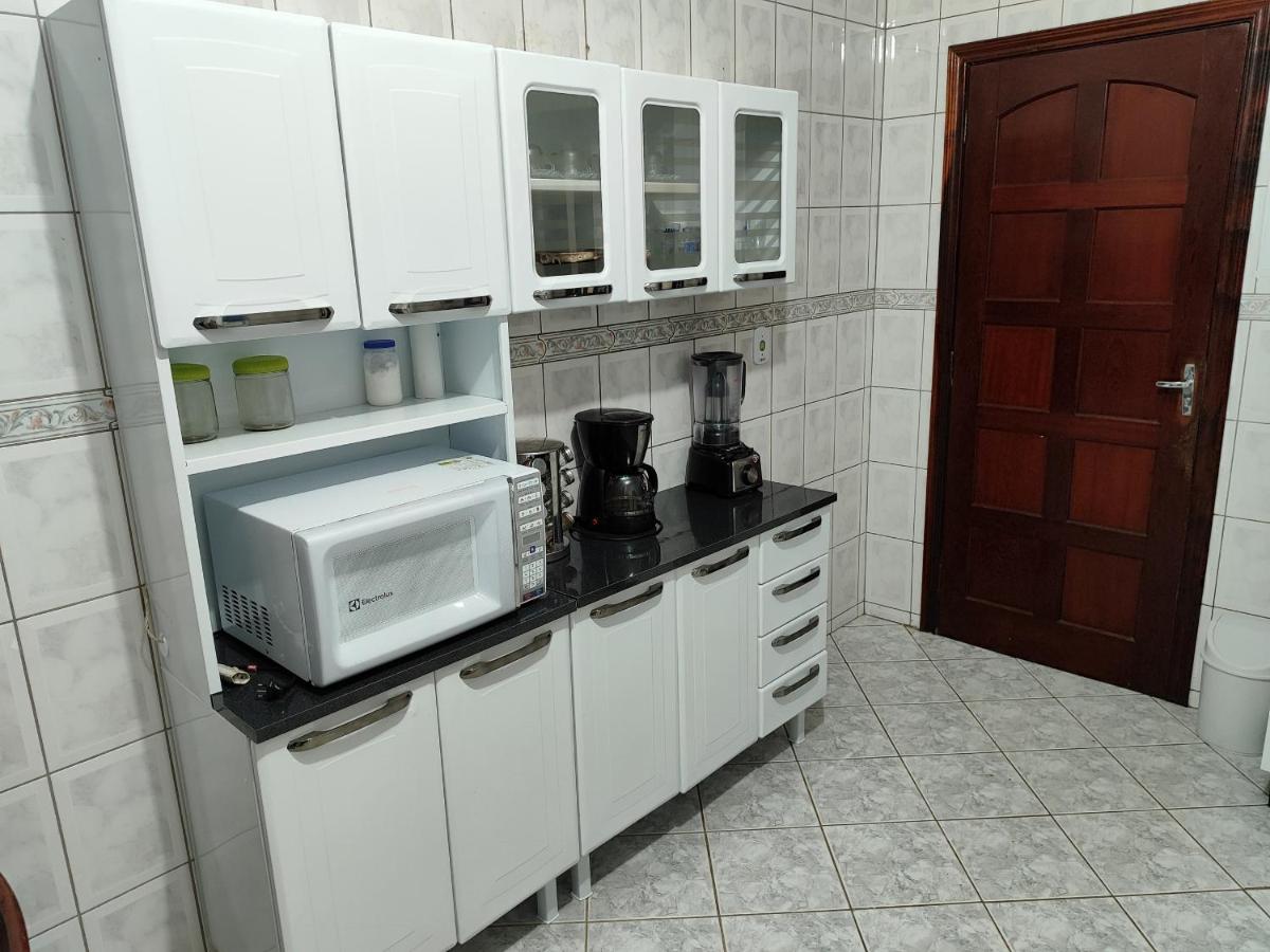 Sobrado 4 dorm Cond. Fechado Praia da Mococa Caraguatatuba