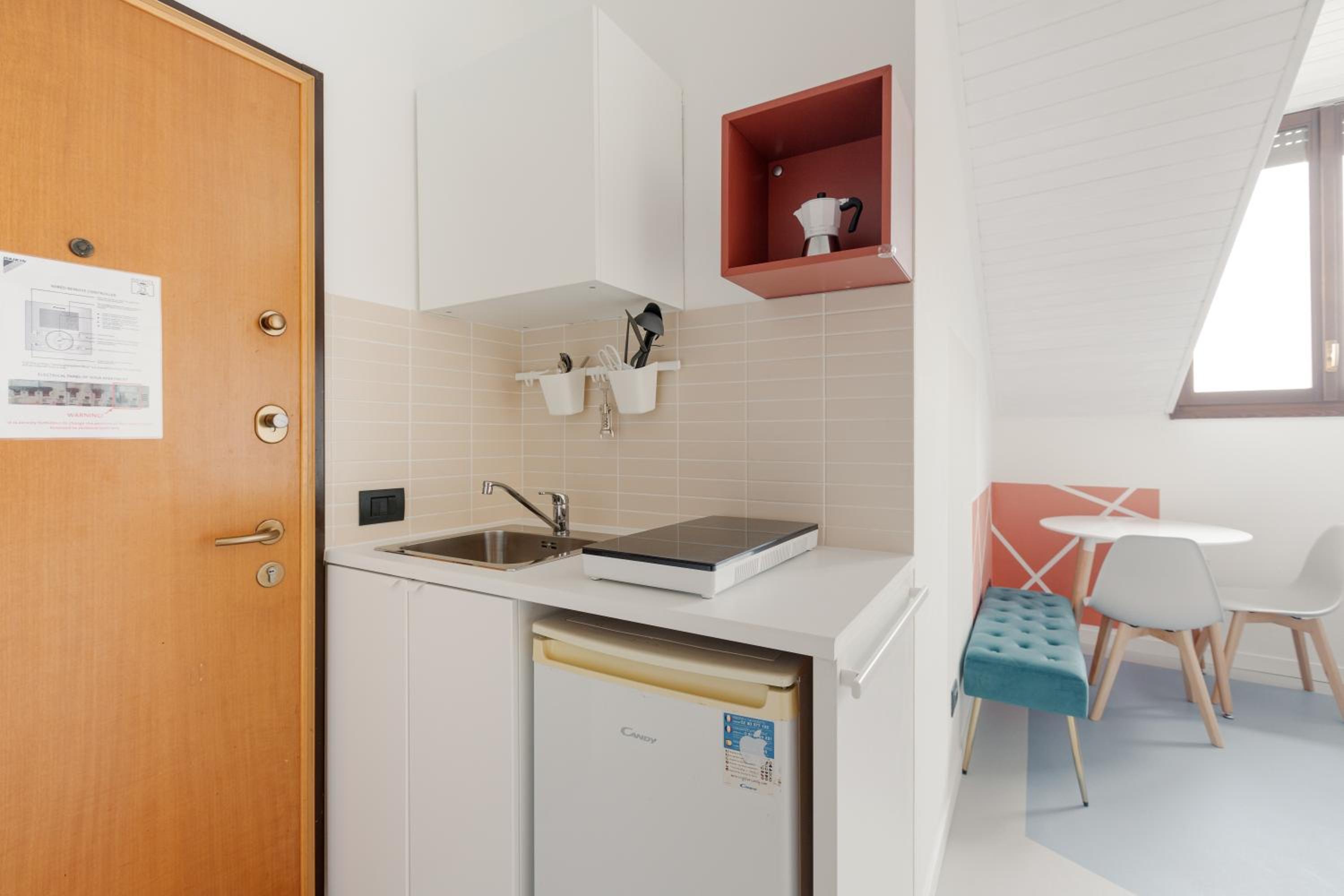 GuestHost - Milano Magenta Long Let Apts