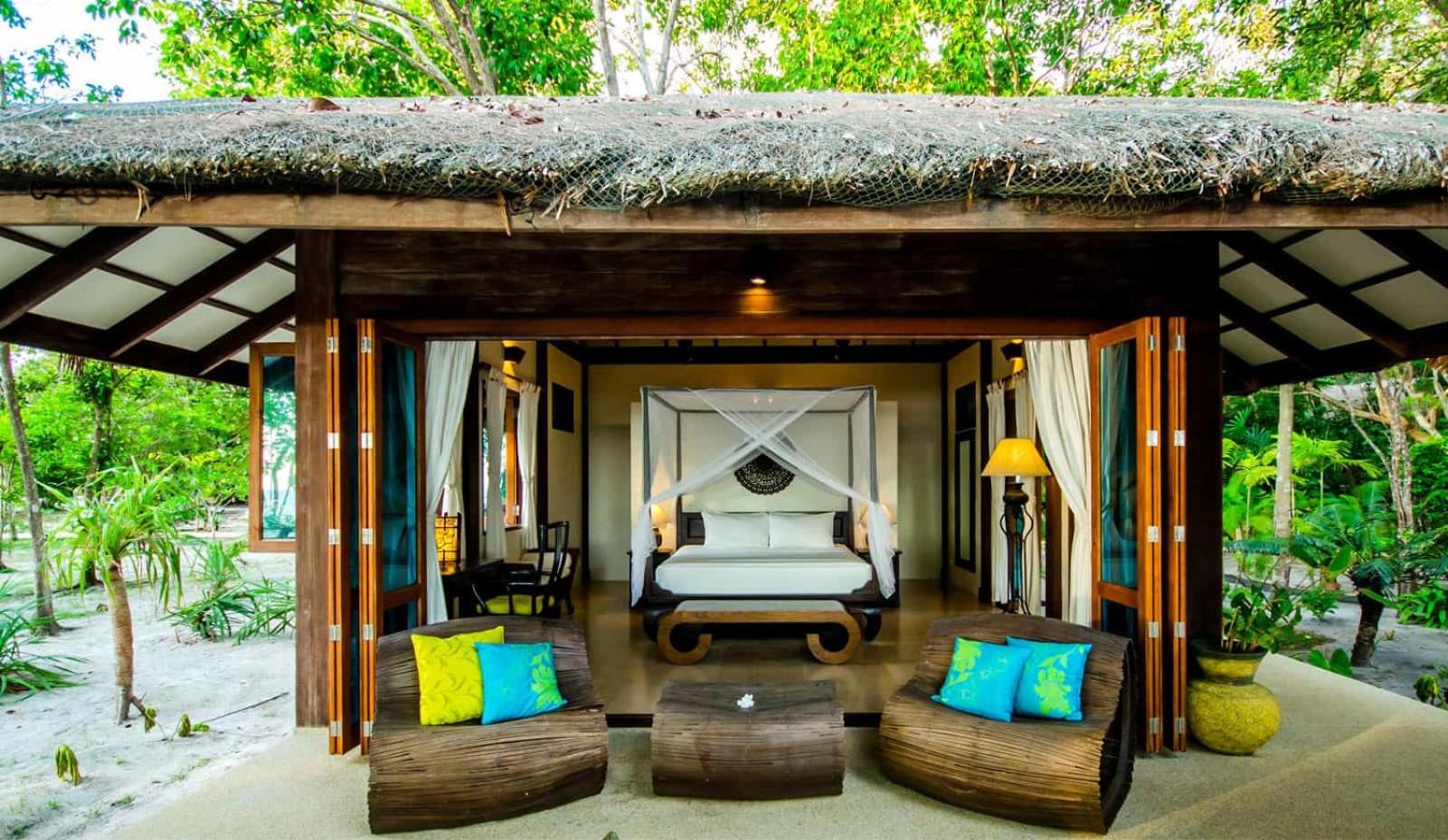 Koh Jum Beach Villas 