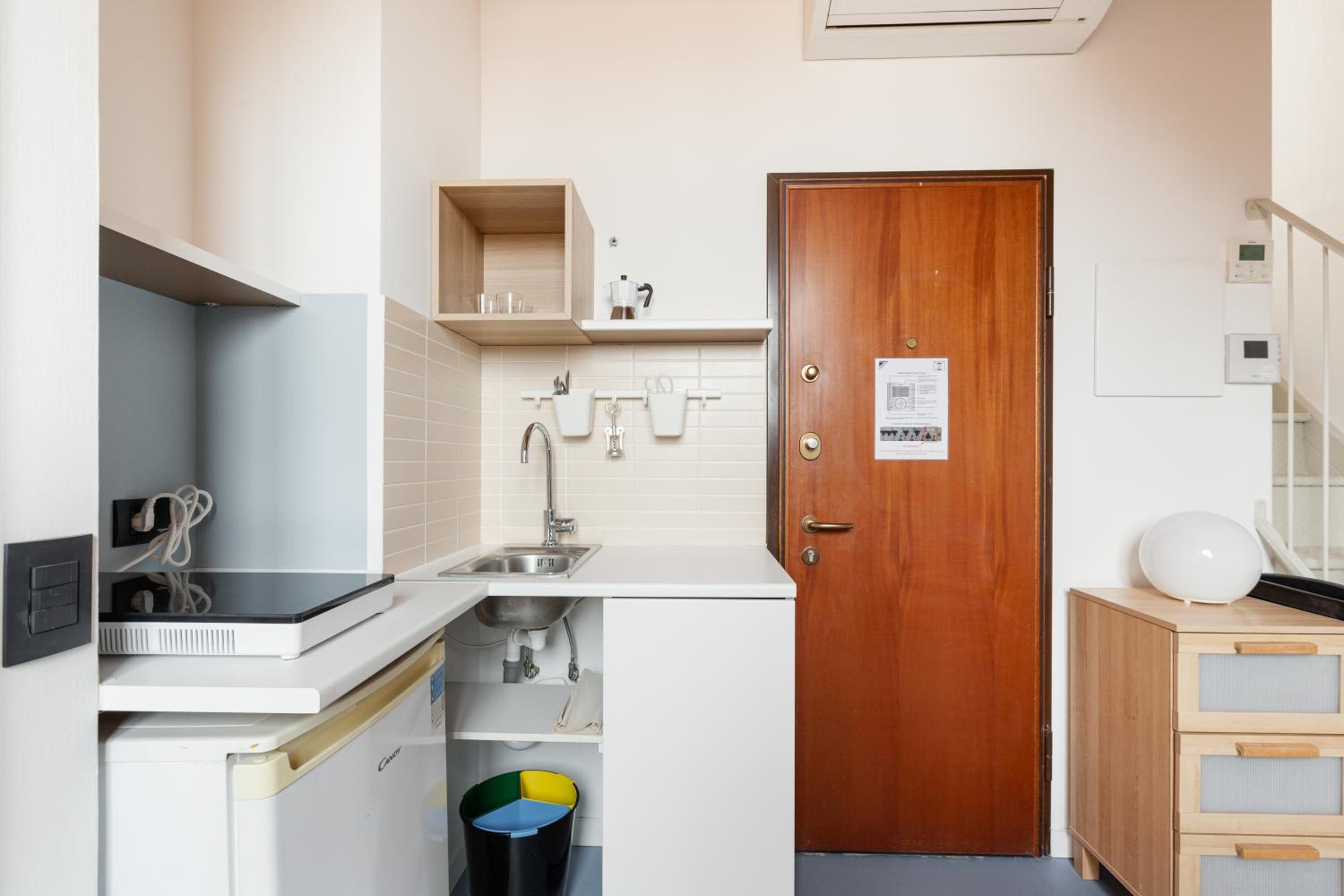 GuestHost - Milano Magenta Long Let Apts