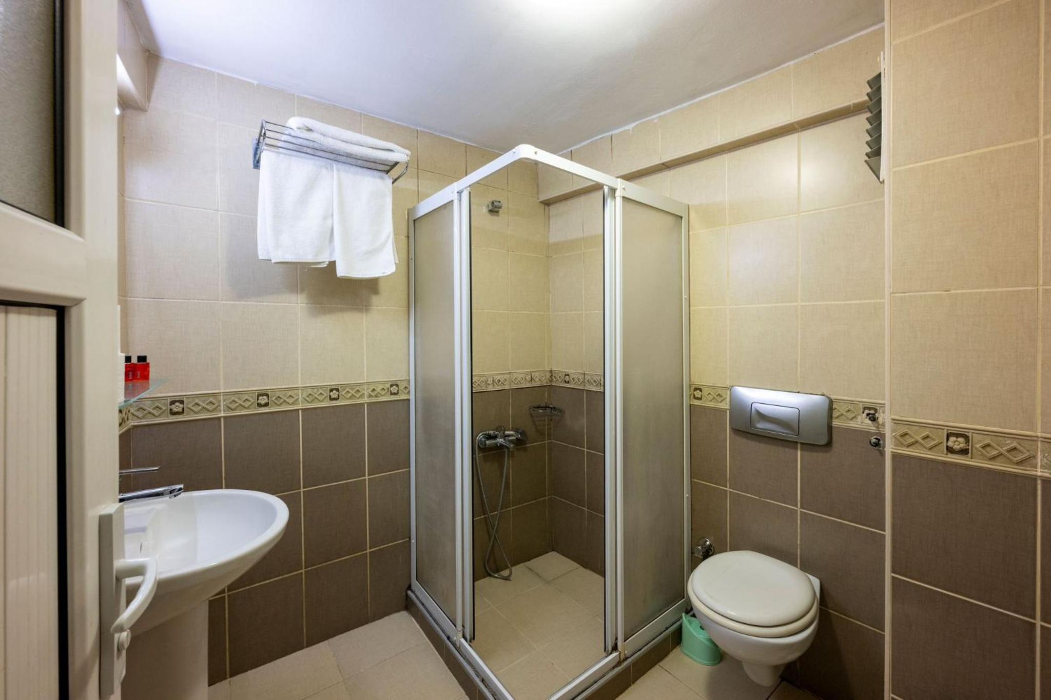 Saray Otel - Image 8