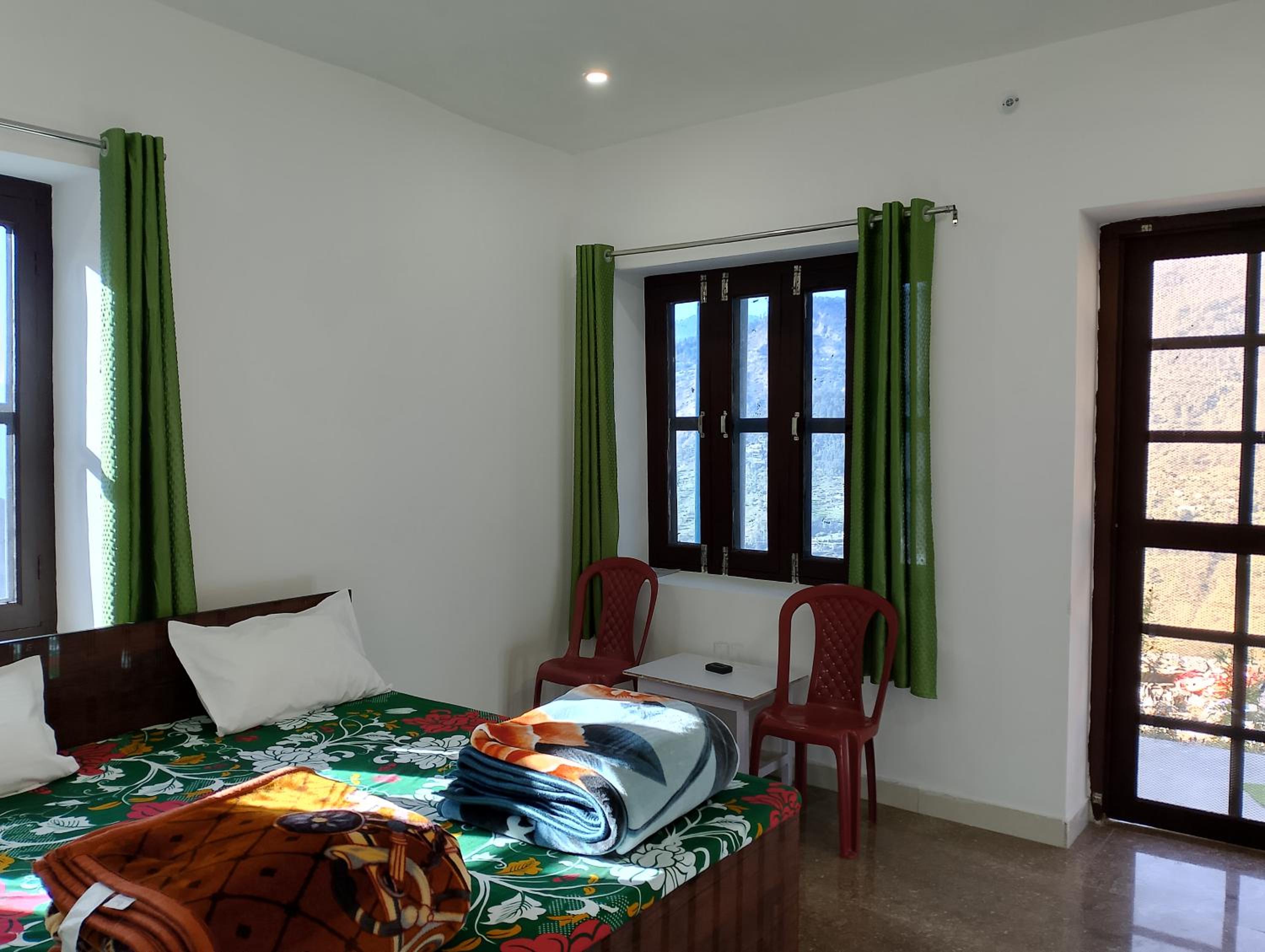 Birthi Waterfall Homestay view 3