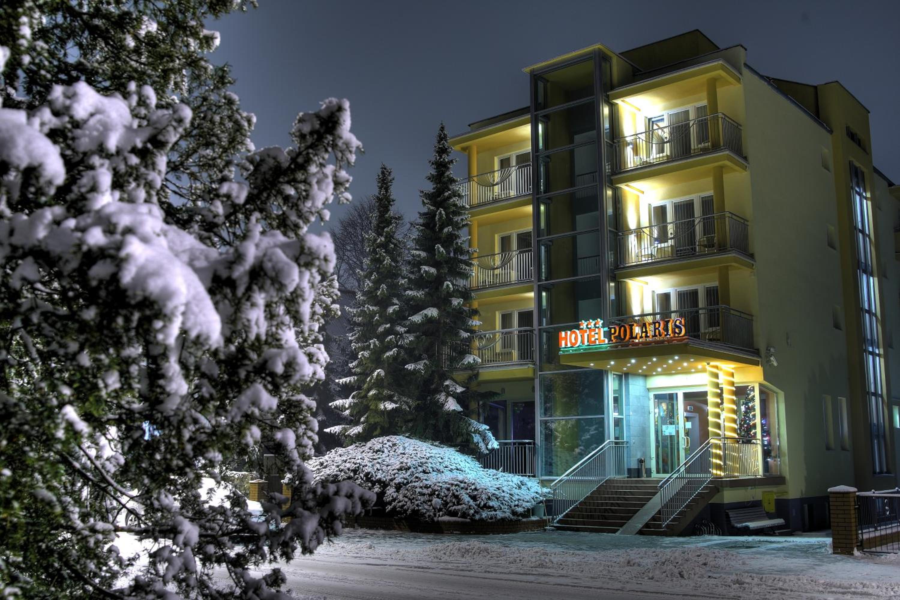 Hotel Polaris III - Image 1