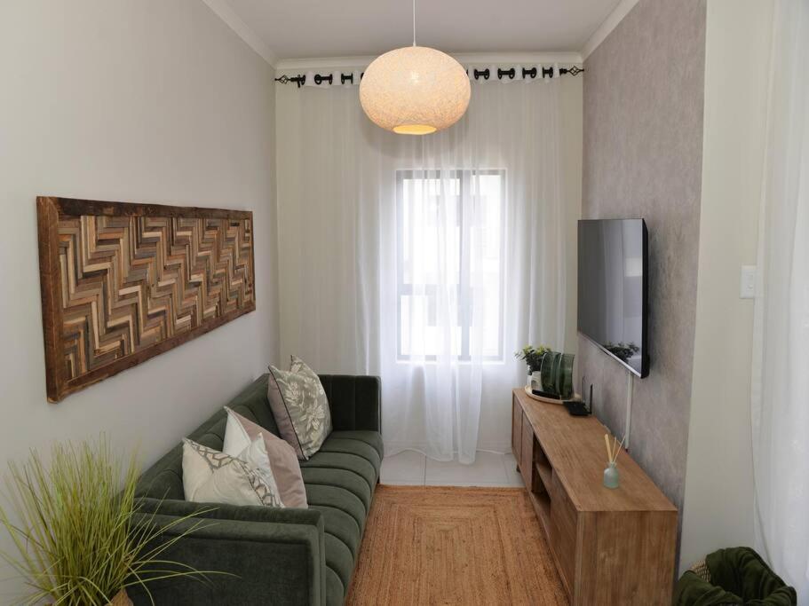 Elcaro Luxury Villas - Native Suite view 2