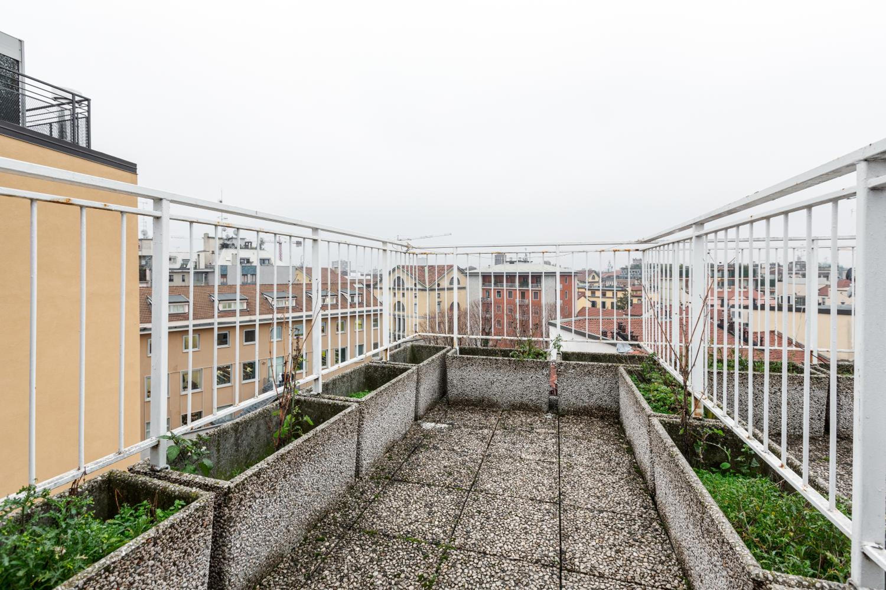 GuestHost - Milano Magenta Long Let Apts