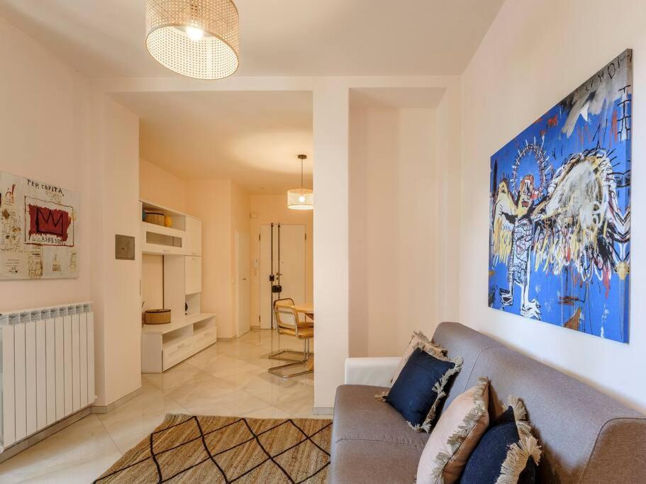 Indipendenza Cozy Apartment with Private Garden