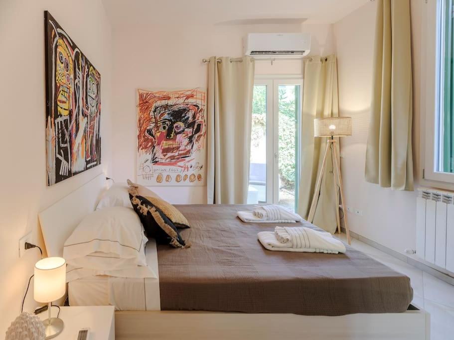 Indipendenza Cozy Apartment with Private Garden