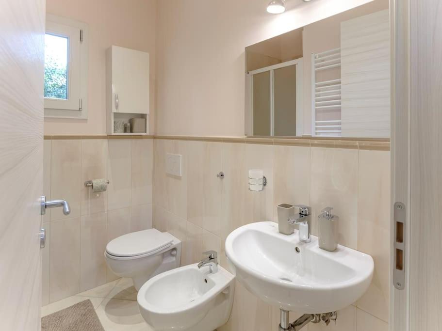 Indipendenza Cozy Apartment with Private Garden