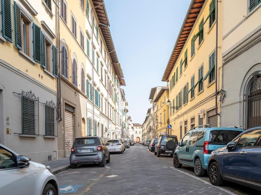 Indipendenza Cozy Apartment with Private Garden