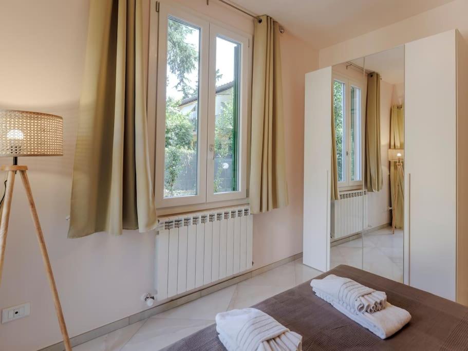 Indipendenza Cozy Apartment with Private Garden