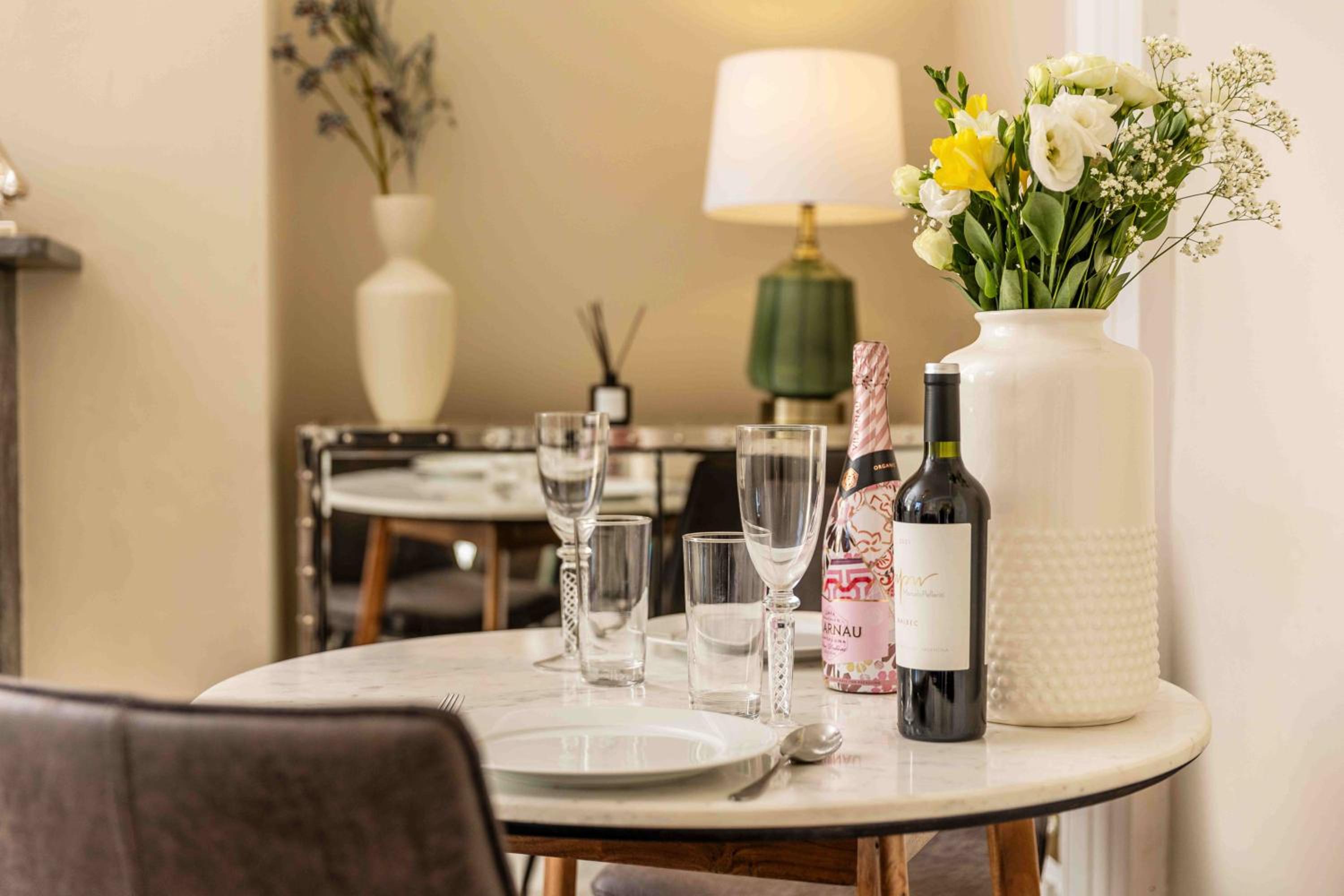 Luxury Apartment - 18 Lansdown Crescent