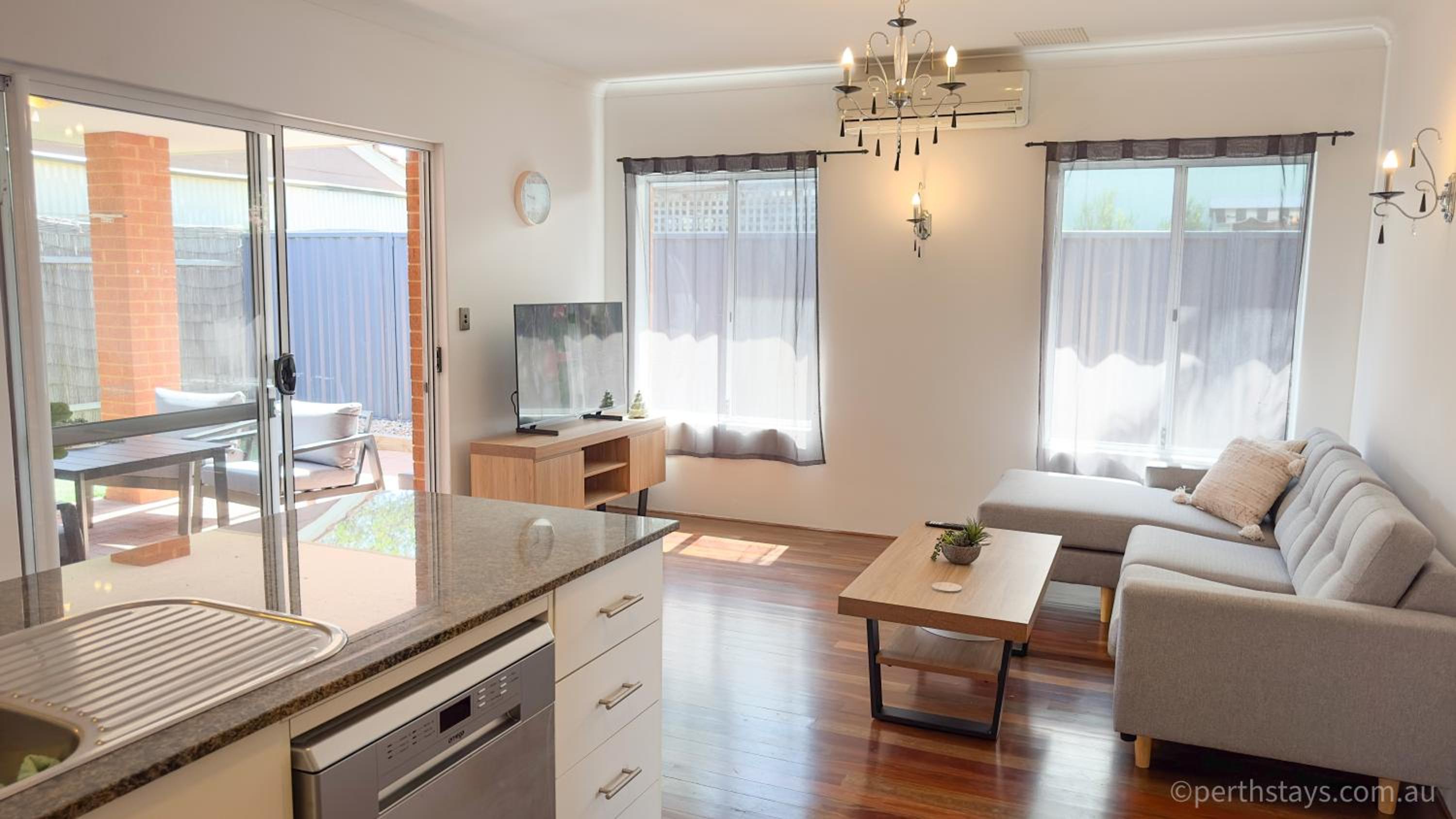 Fremantle High Street Retreat