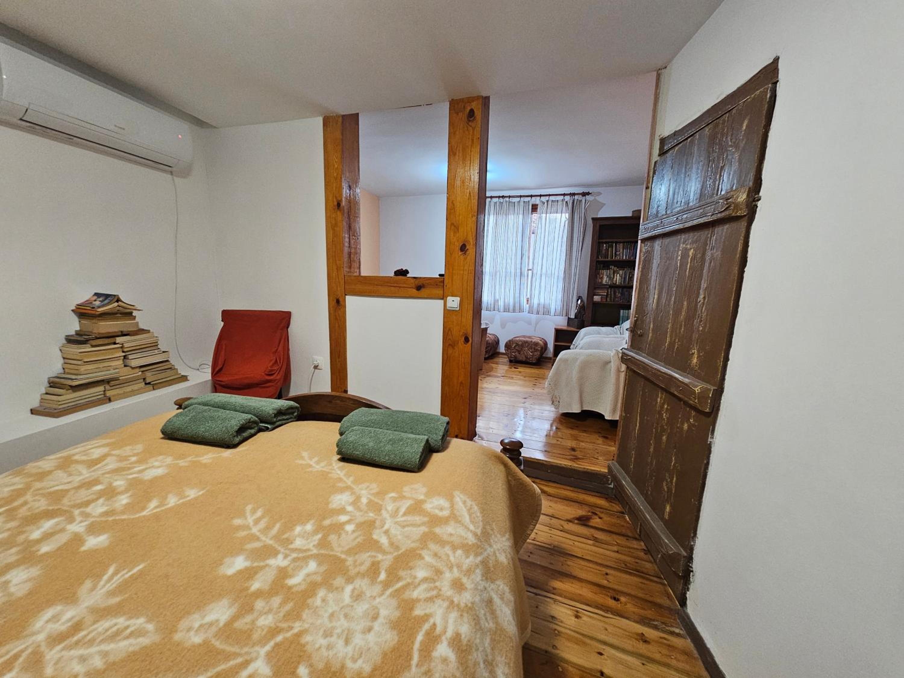 Guest House GURKO 7, 2BR, Top Center, Free Parking