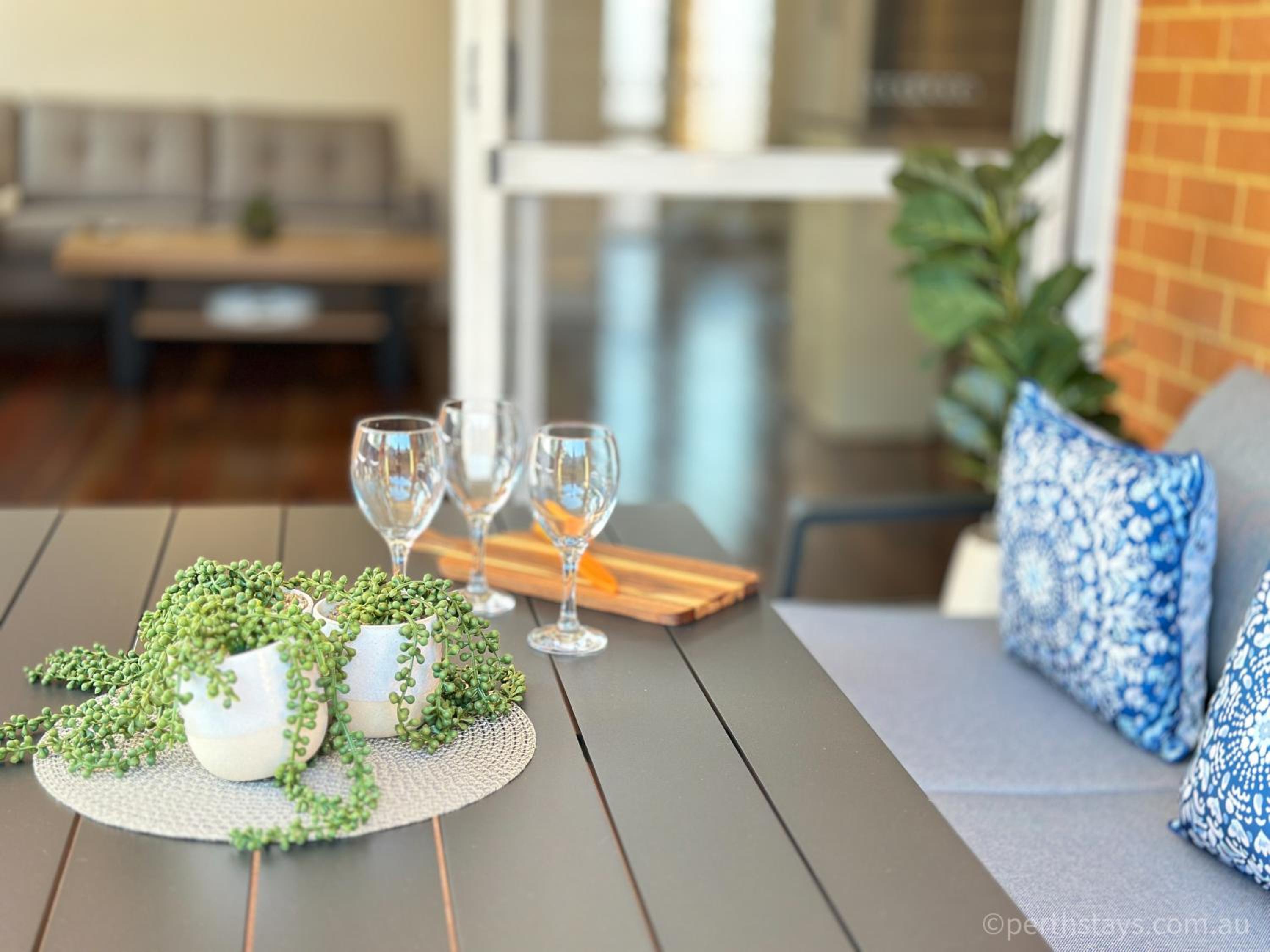 Fremantle High Street Retreat