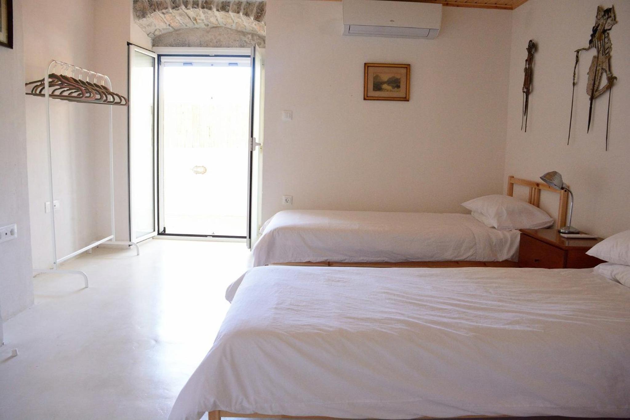Metropolis Villa