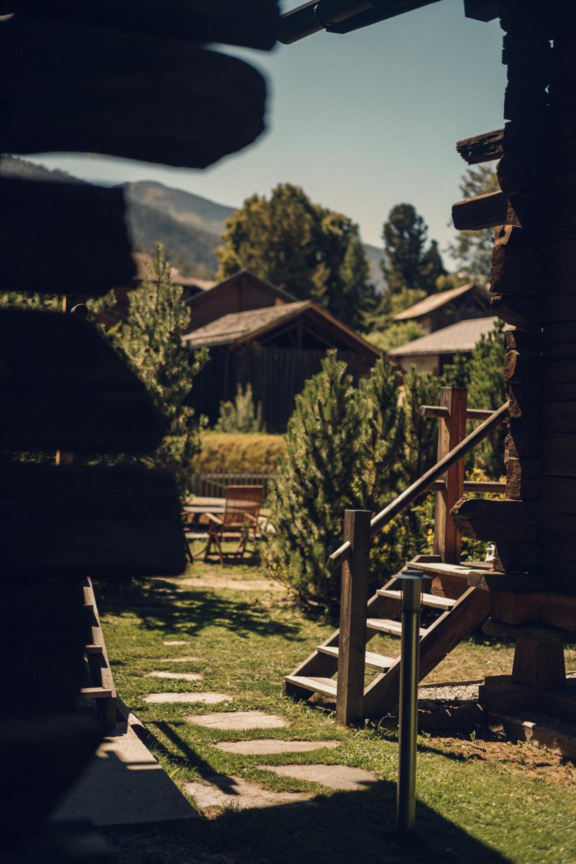 Les Mazots du Hameau - Charme Alpin avec Cuisine équipée