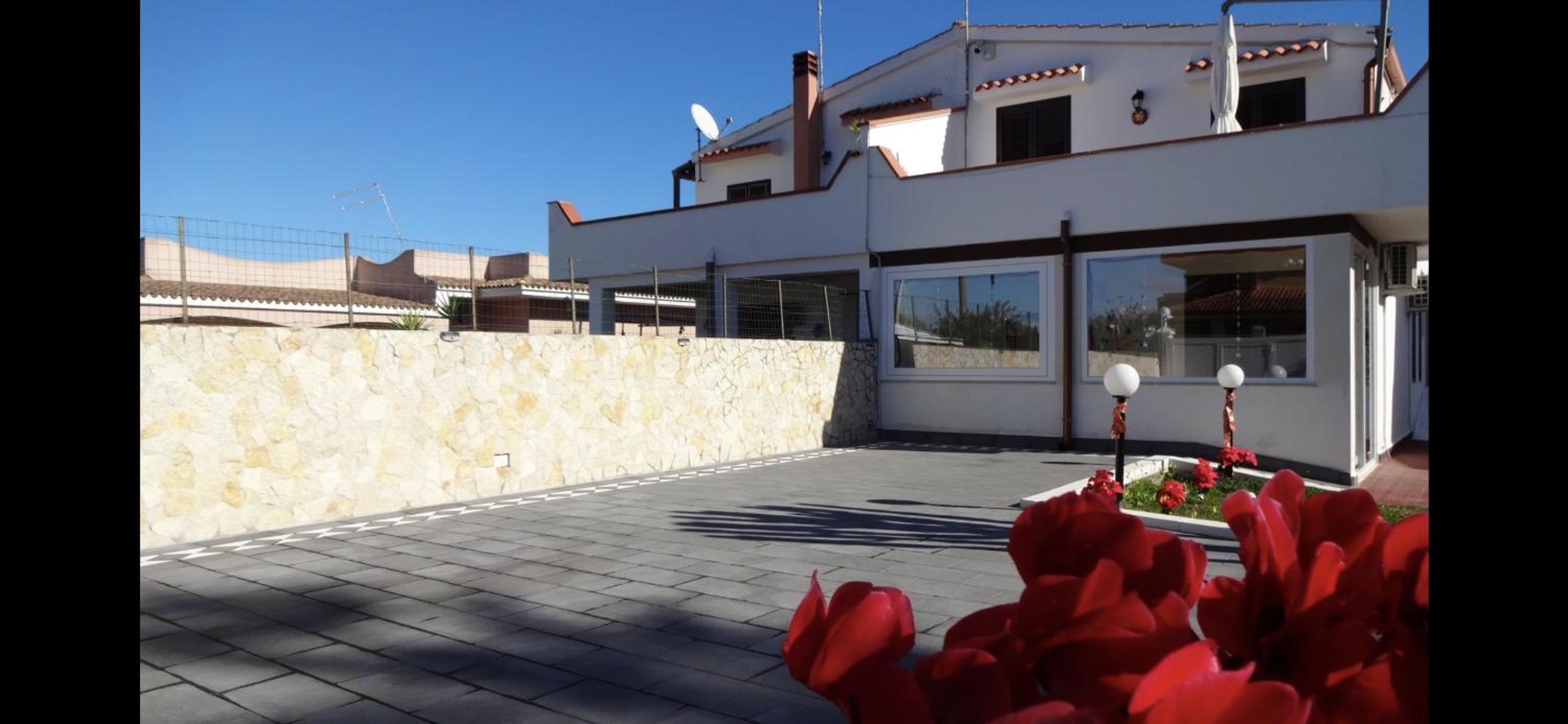 Sweet Holiday House view 2