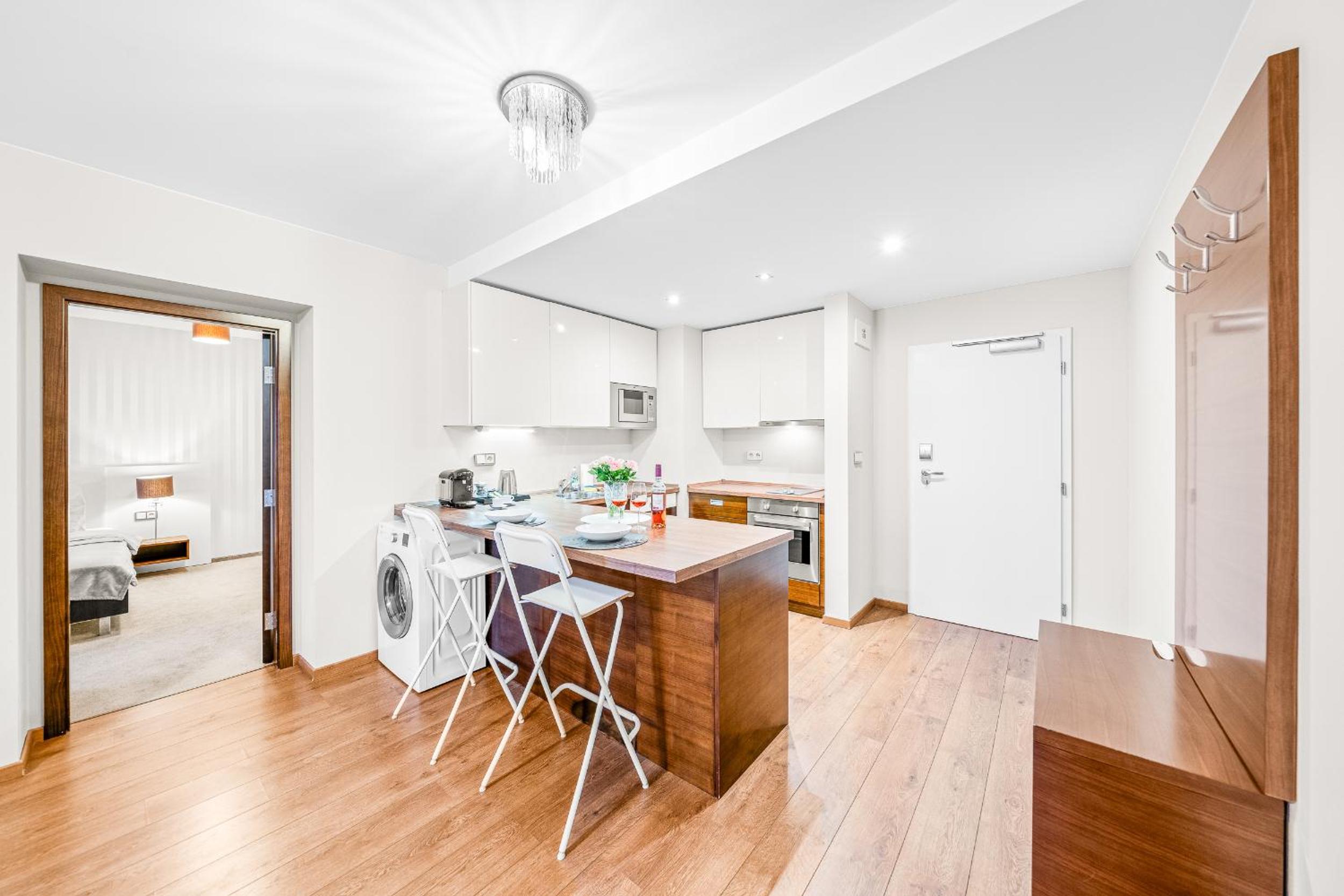 Prostorný dvoupokojový apartmán 52m2