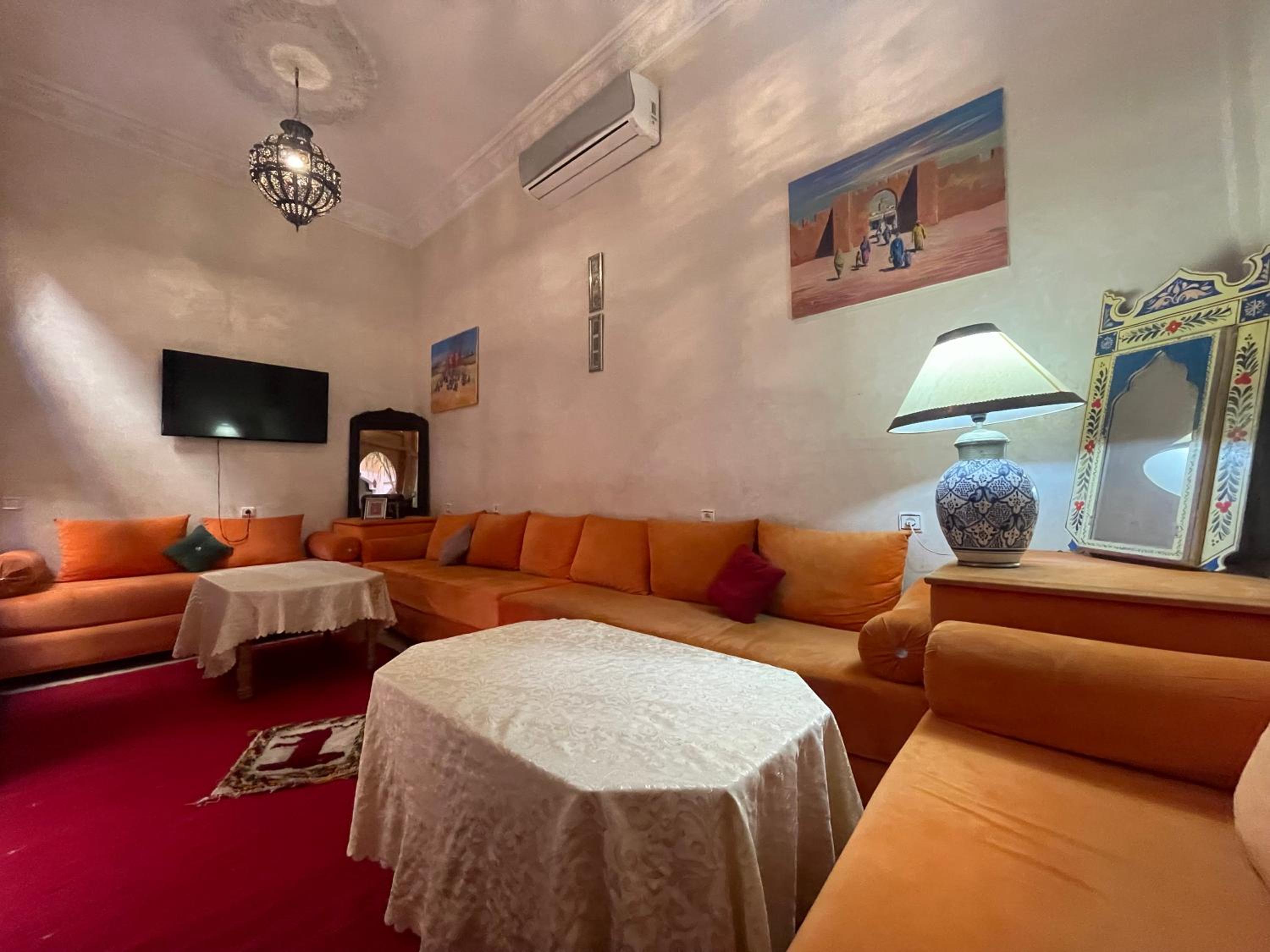 lounge