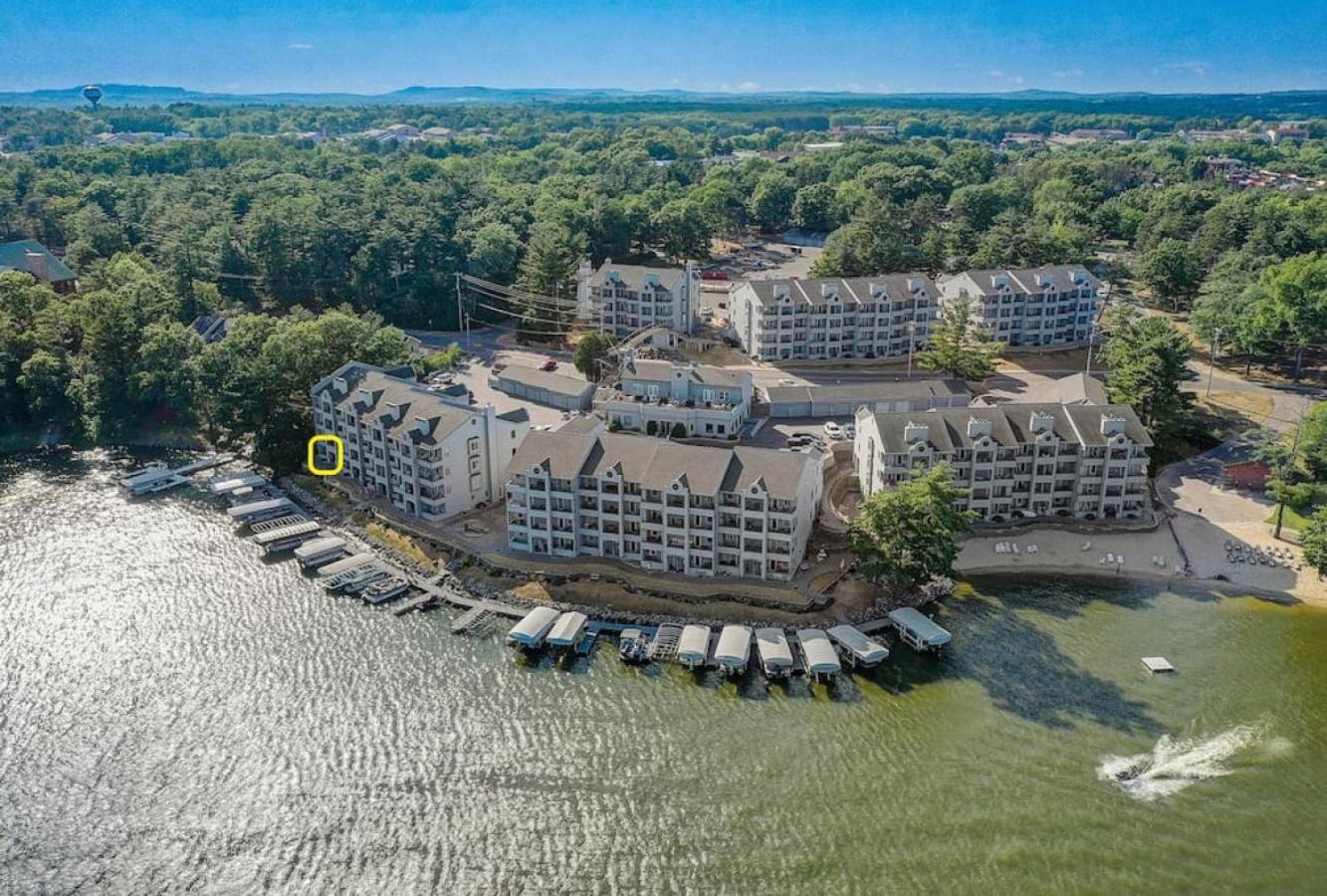 Hotel Lakefront Luxury 212 · Lakefront Luxury For Families Or Couples