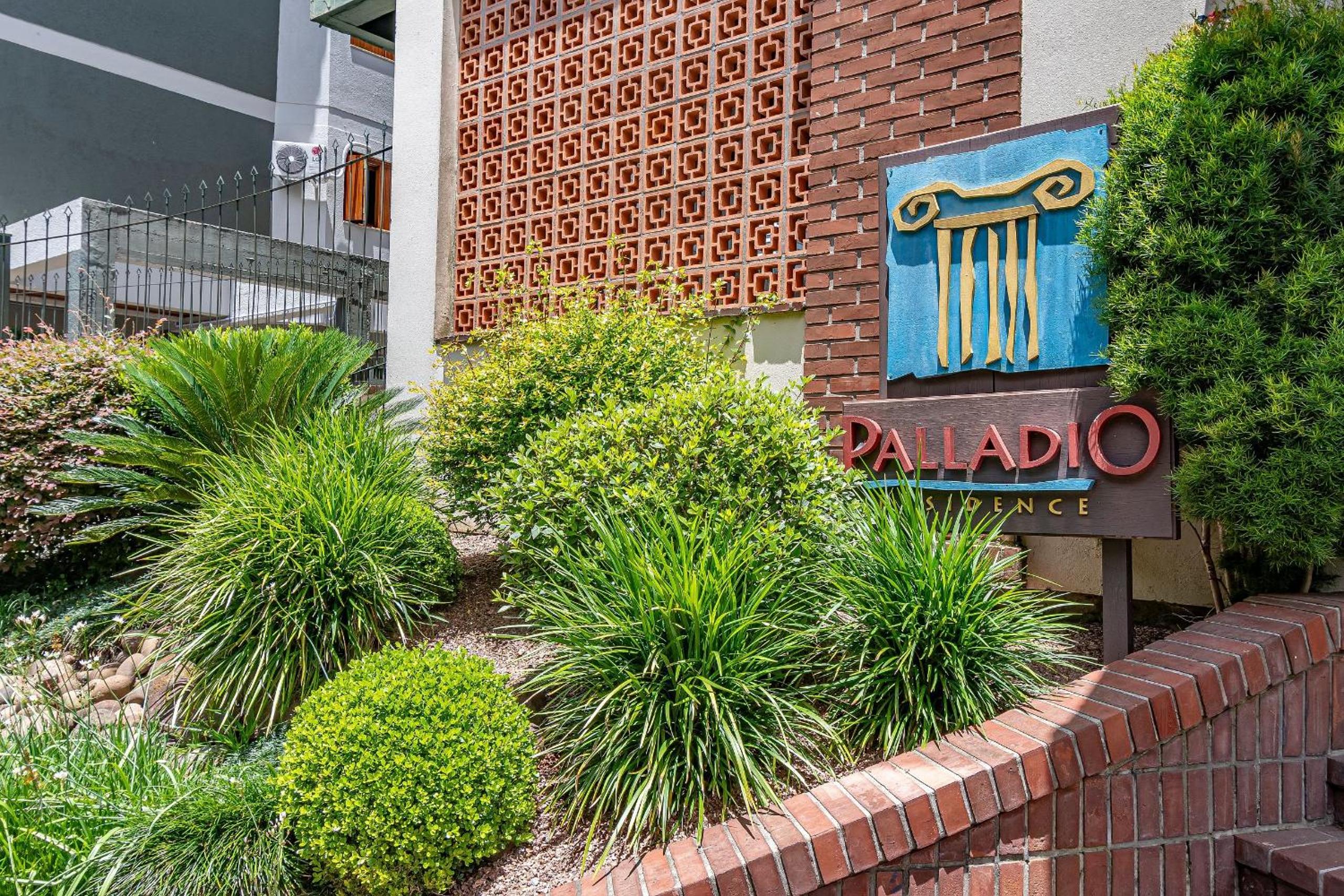 Rosa Edifício Palladio