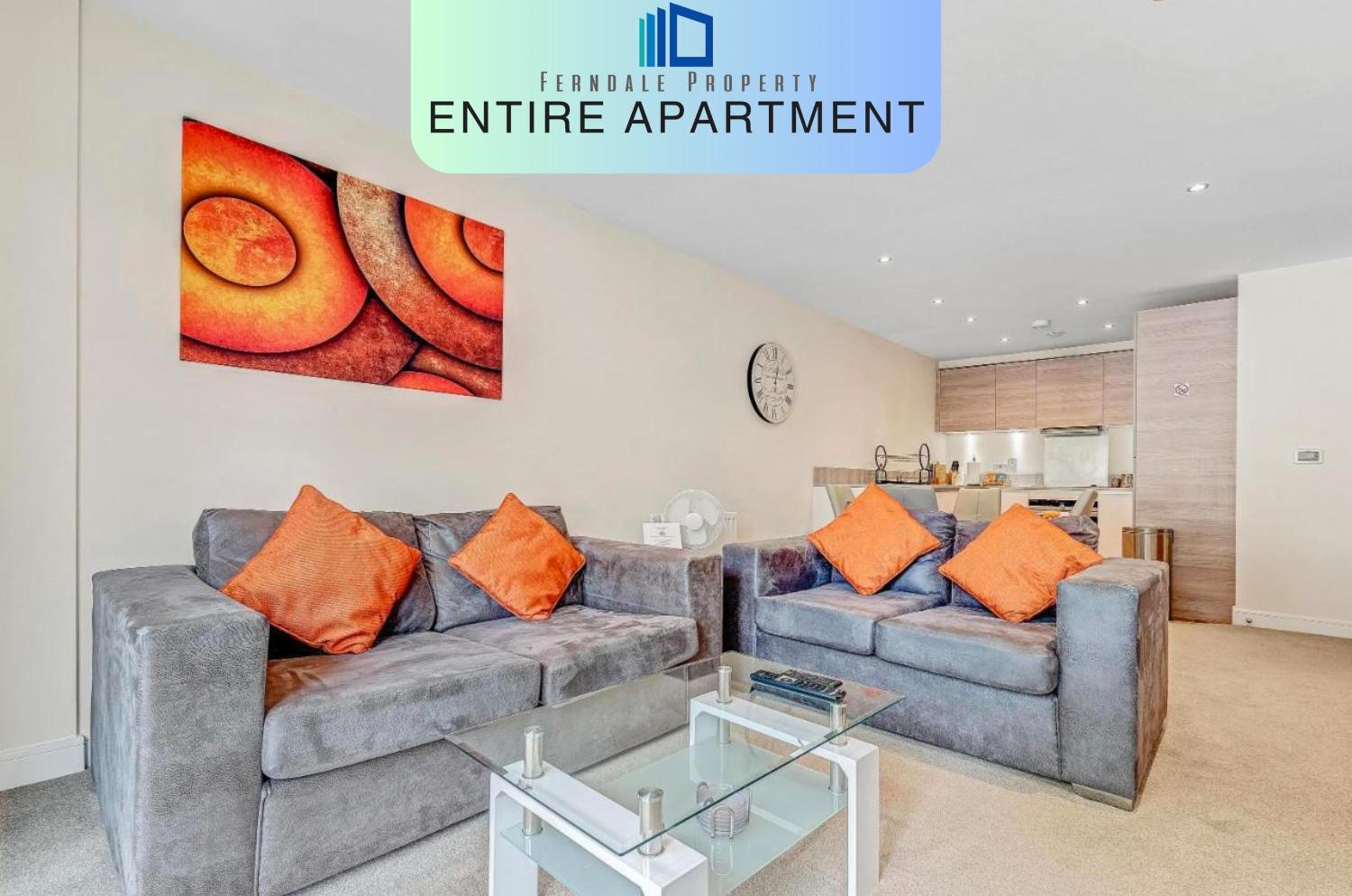 Alder House Serviced Apartment Maidenhead by 360stays view 2