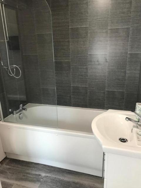 The Regent Apartment 2 view 4