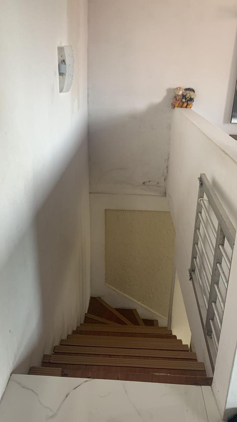 Casa com 4 quartos e piscina pra aproveitar