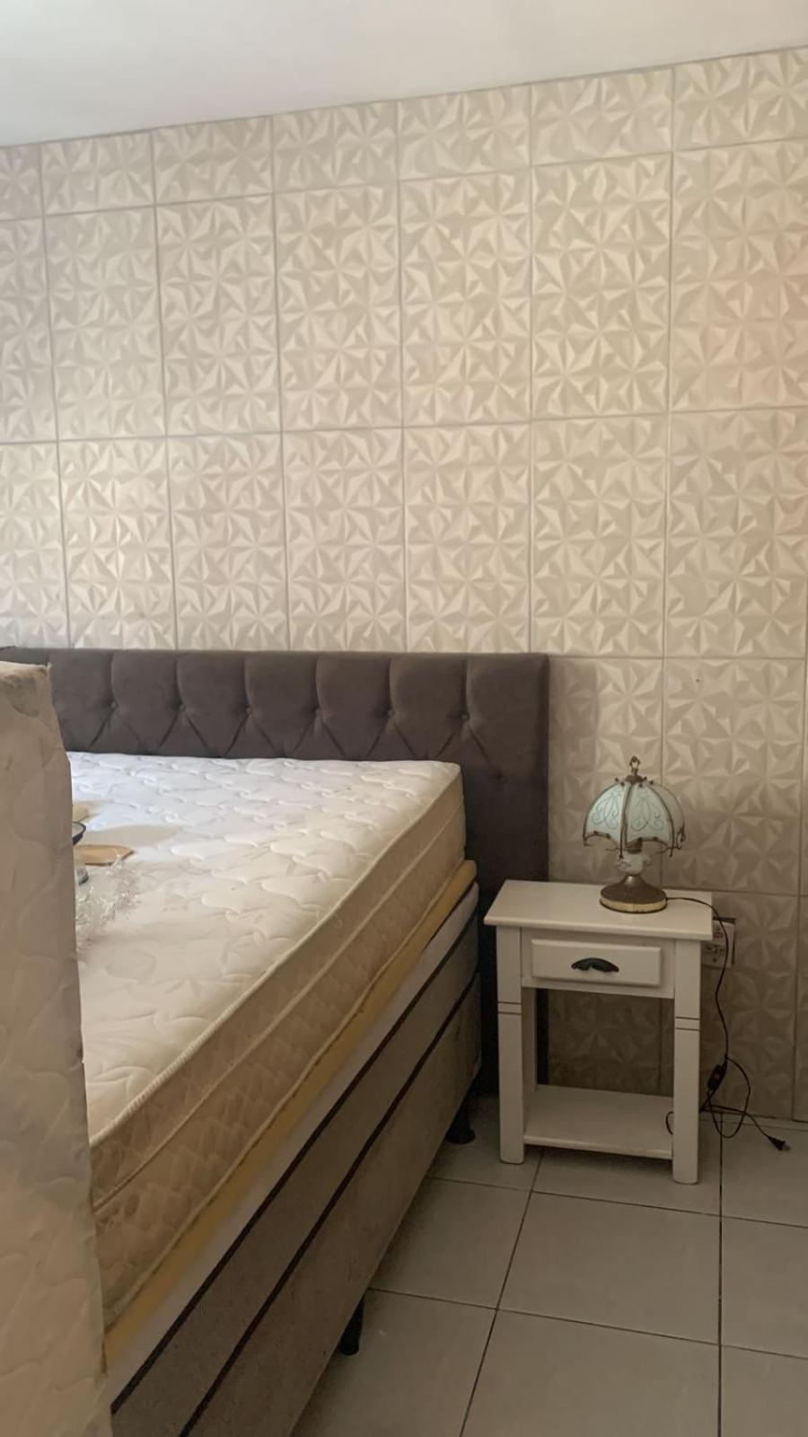 Casa com 4 quartos e piscina pra aproveitar