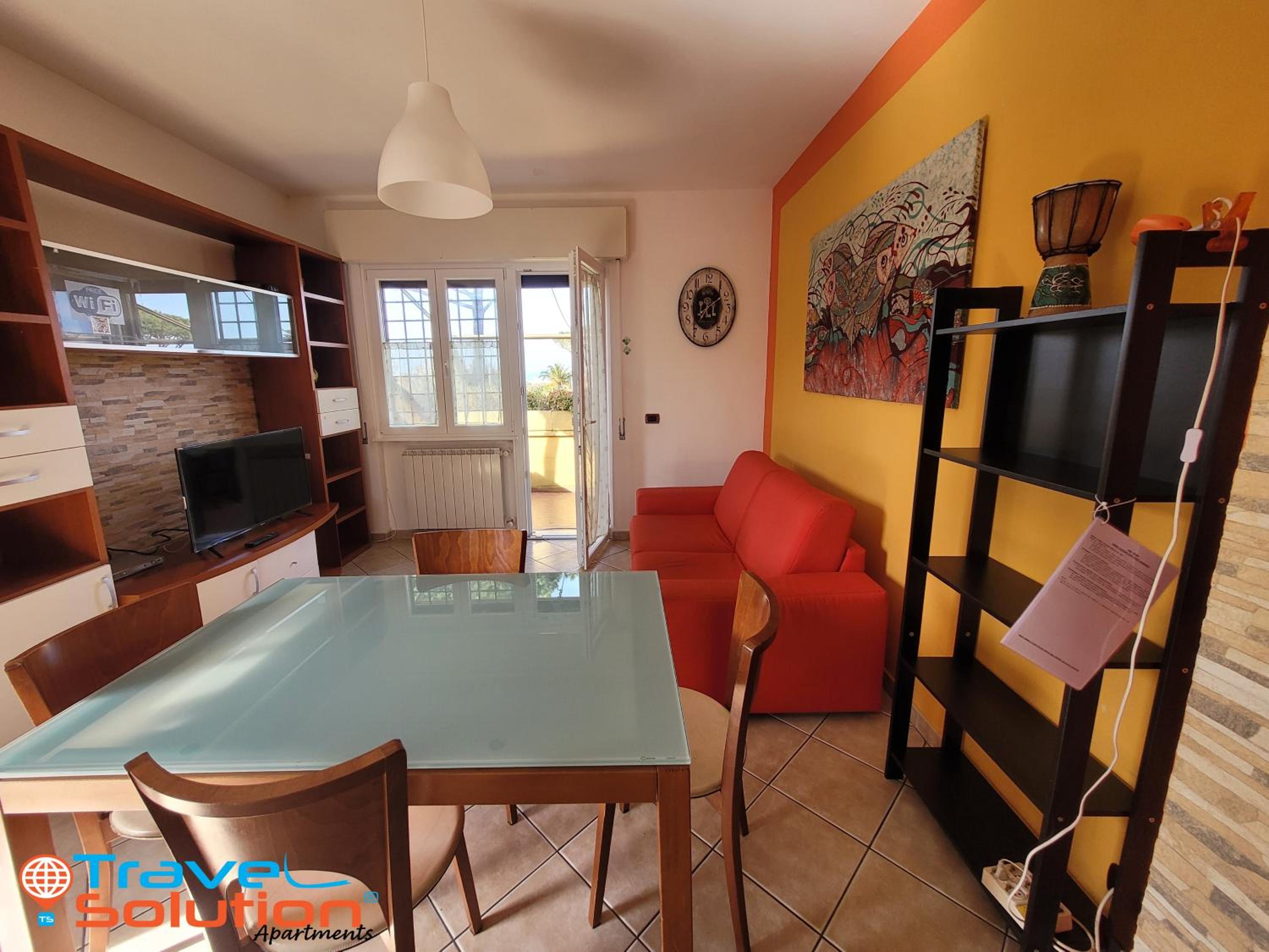 Beach House - Seaview & Roman Apartments view 2
