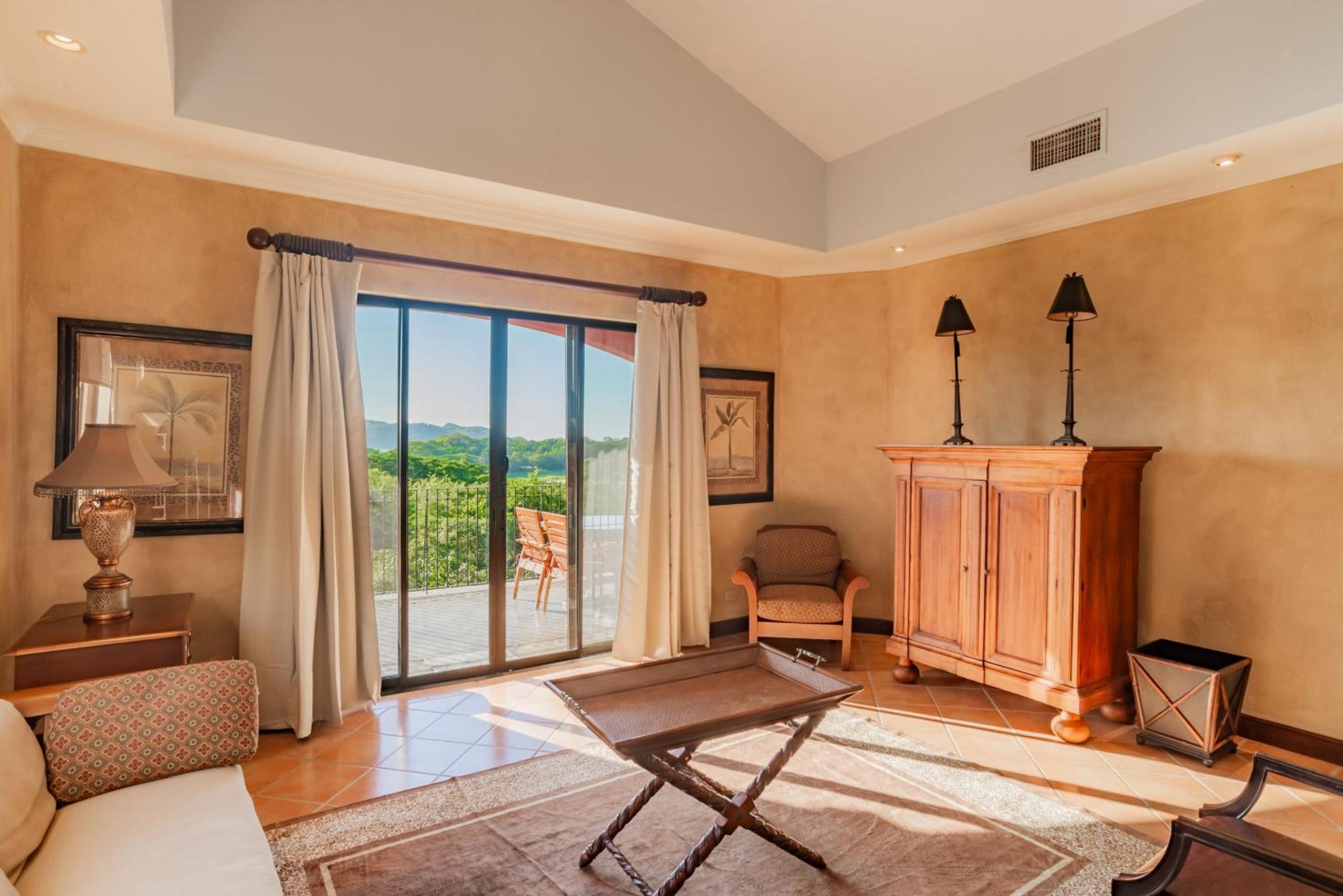Serene 3BR Condo - Bougainvillea - Reserva Conchal Golf Resort