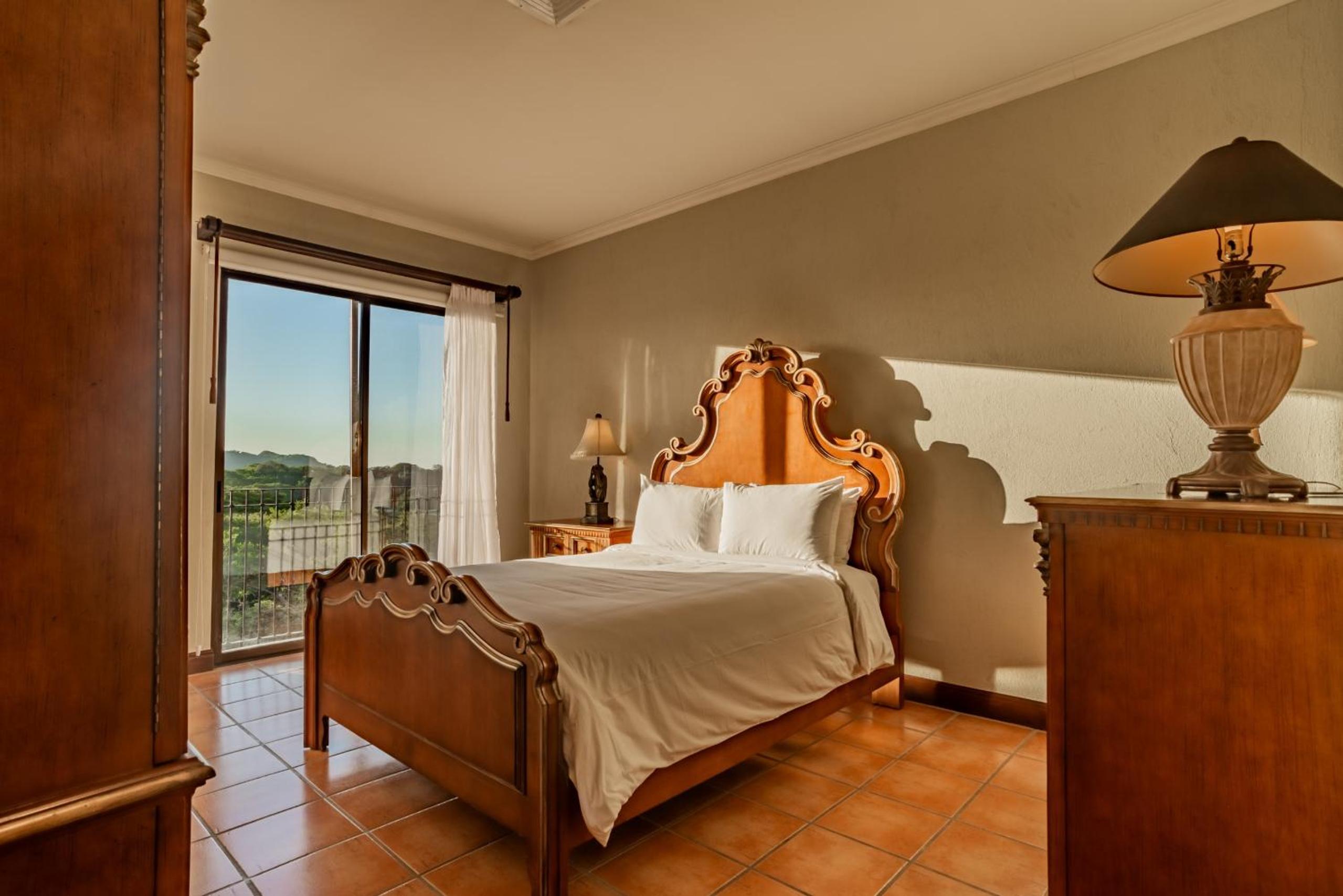Serene 3BR Condo - Bougainvillea - Reserva Conchal Golf Resort