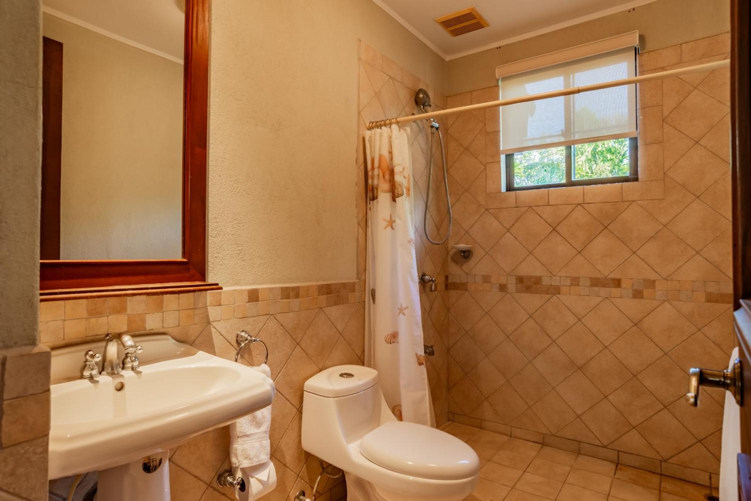 Serene 3BR Condo - Bougainvillea - Reserva Conchal Golf Resort
