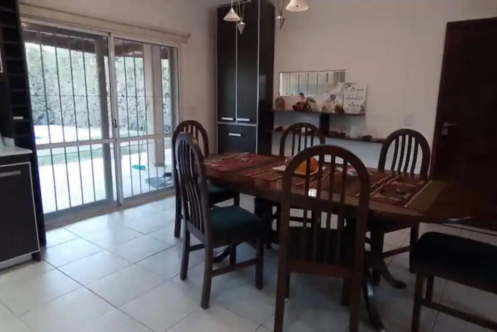 Casa para 10! Piscina/Parrilla/PingPong/Garage.