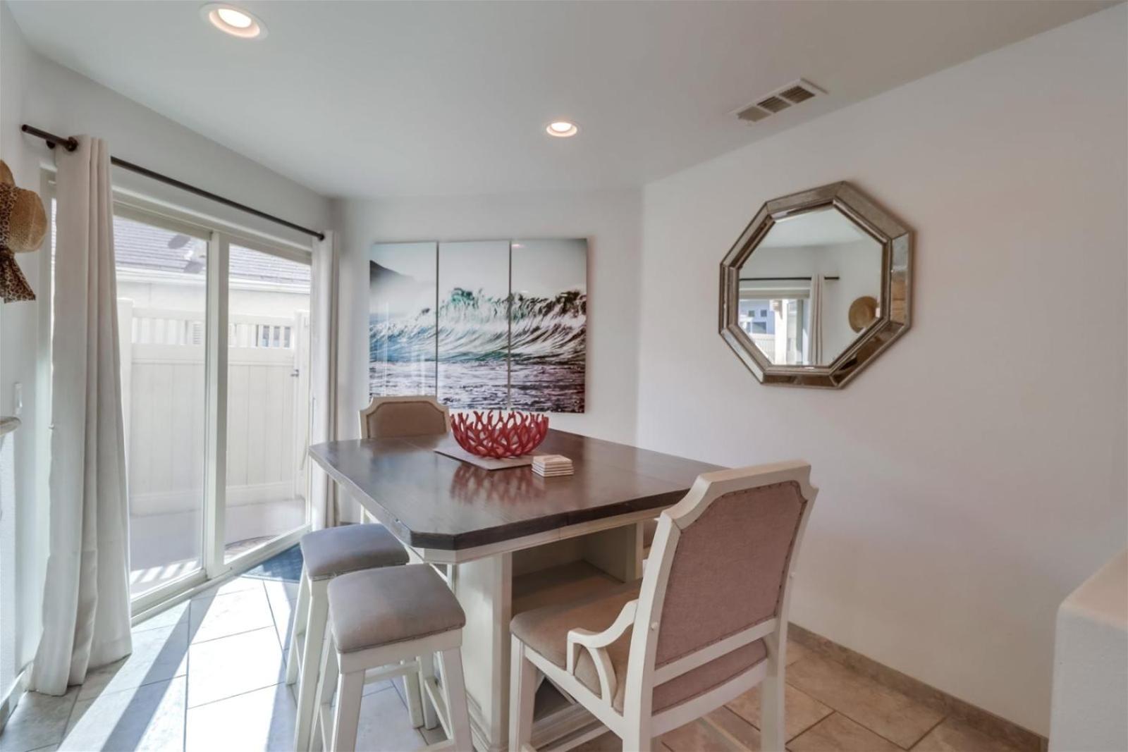 Bay View Dream - Steps to Bay, Rooftop Patio & AC view 4