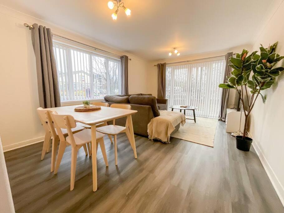 49 Saxon Mill, Tamworth view 2