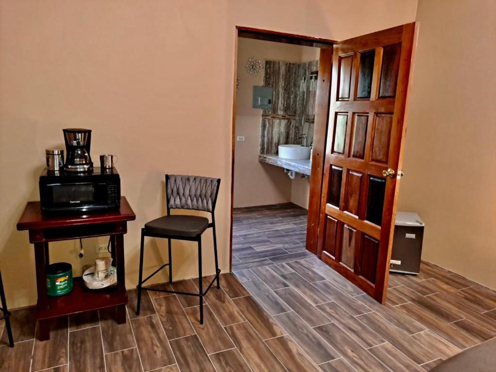 Banyan Rose Room 3