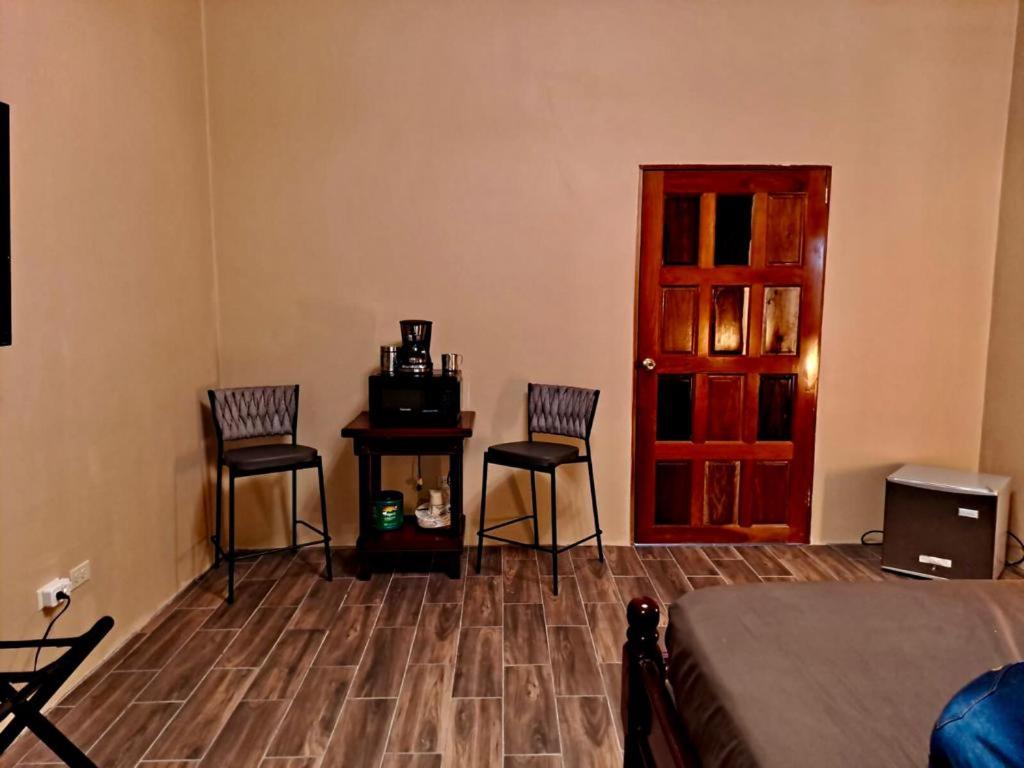 Banyan Rose Room 3