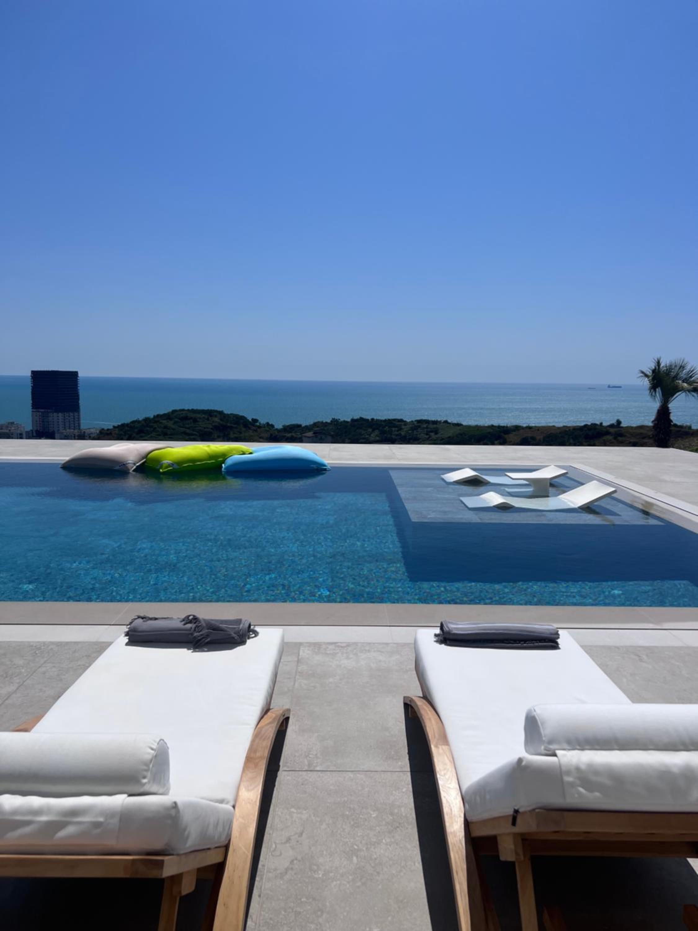 Villa Esmi Durres