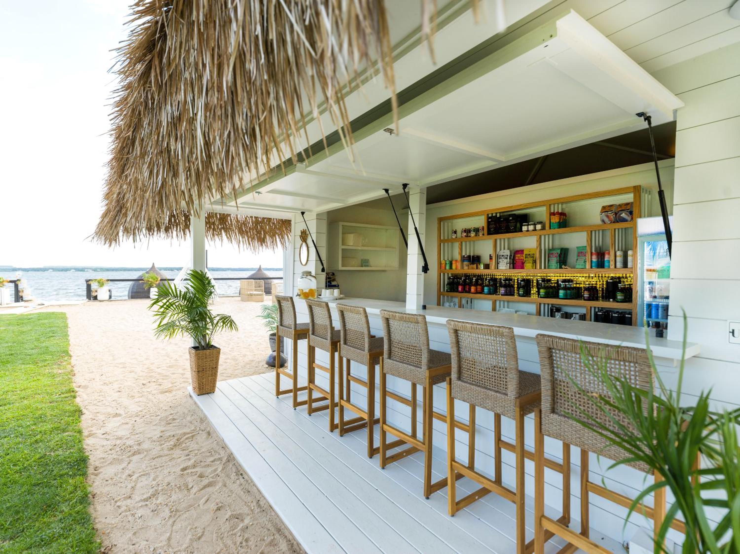 Aqua by American Beech - Adults Only