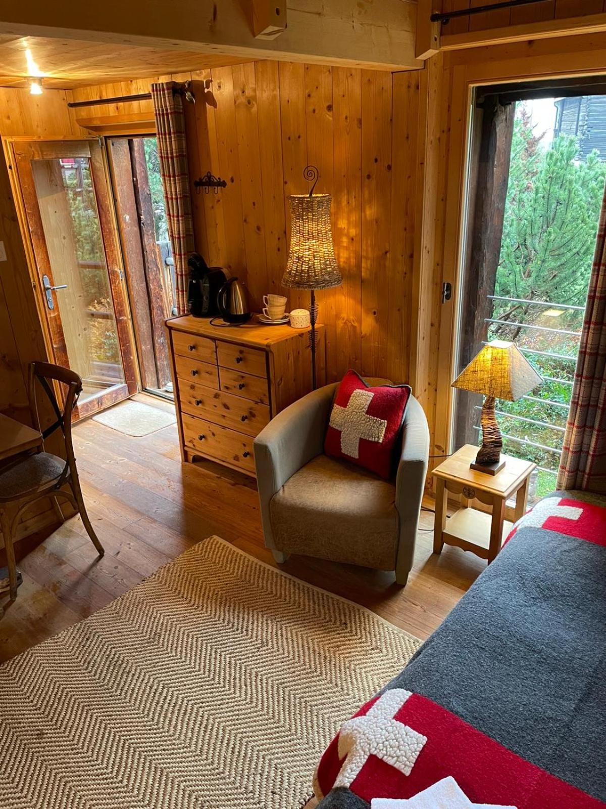Les Mazots du Hameau - Charme Alpin avec Cuisine équipée
