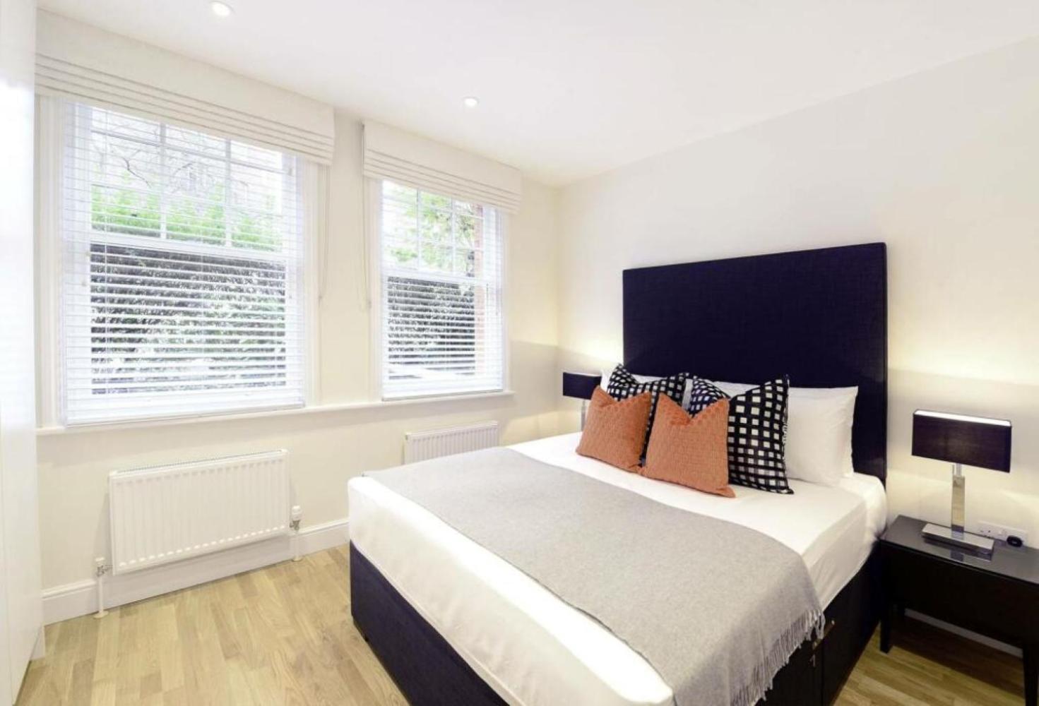 Bond Street Mayfair Penthouse Sleeps up to 6