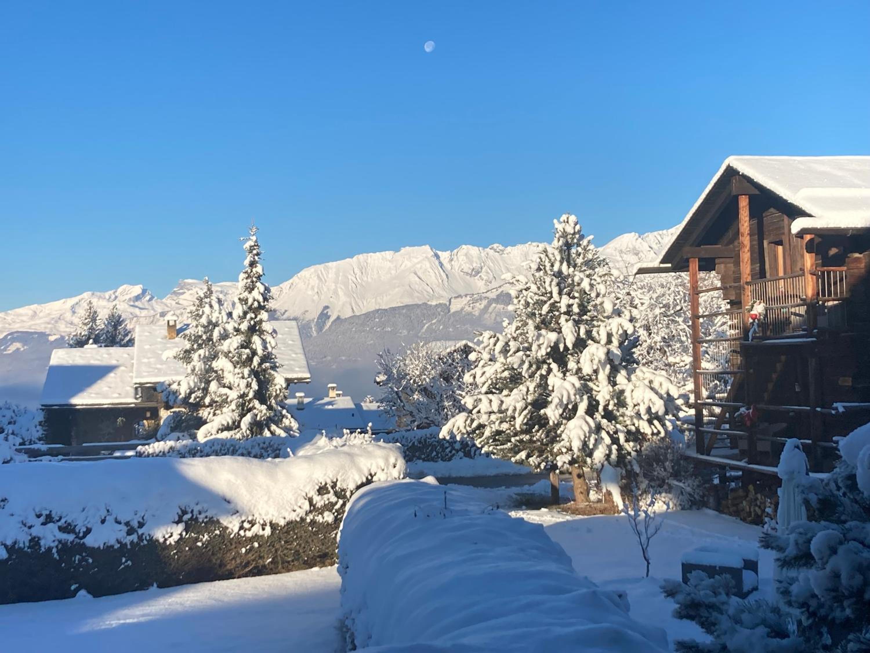 Les Mazots du Hameau - Charme Alpin avec Cuisine équipée