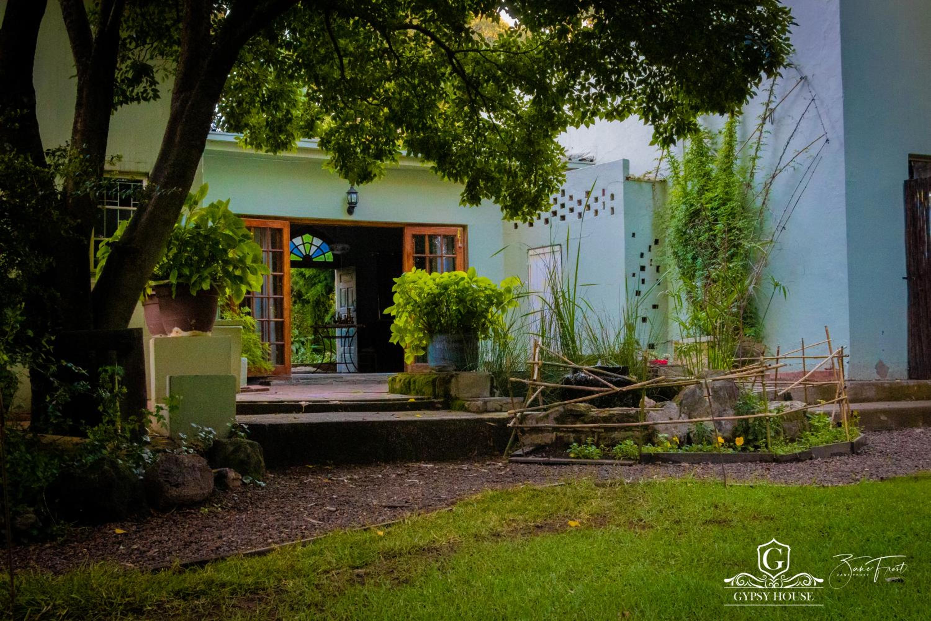 Gypsy Guest House Clarens view 4