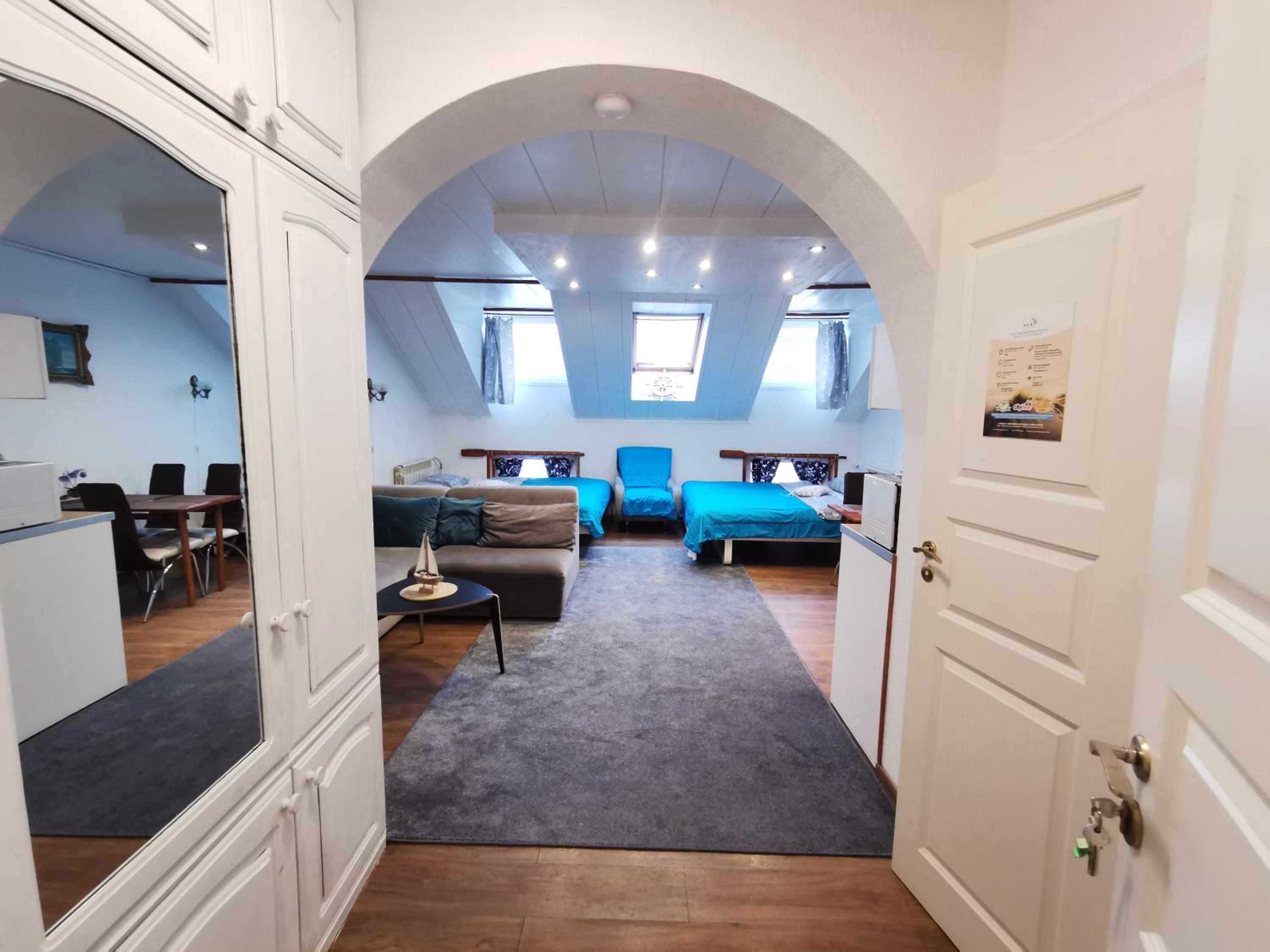 M5 Meridian Apartment